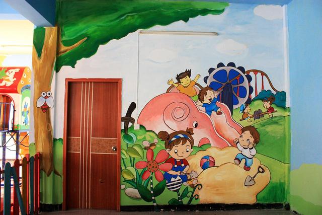 江蘇-濟(jì)南手繪墻教你如何把握墻體彩繪的設(shè)計(jì)和運(yùn)用